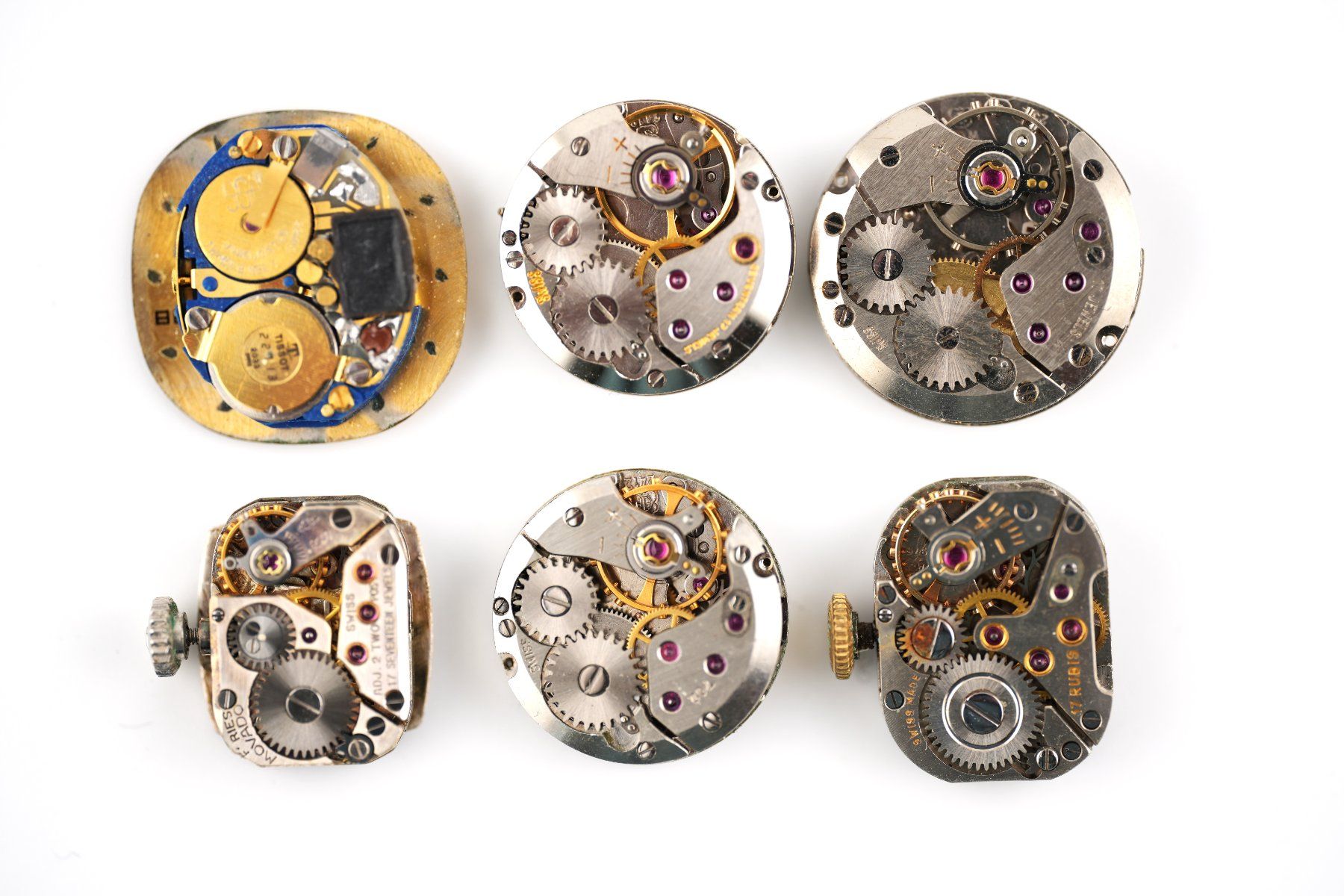 Orologi: Lot Damenuhrwerke – Difettoso da Basel venduto da Vip24 1