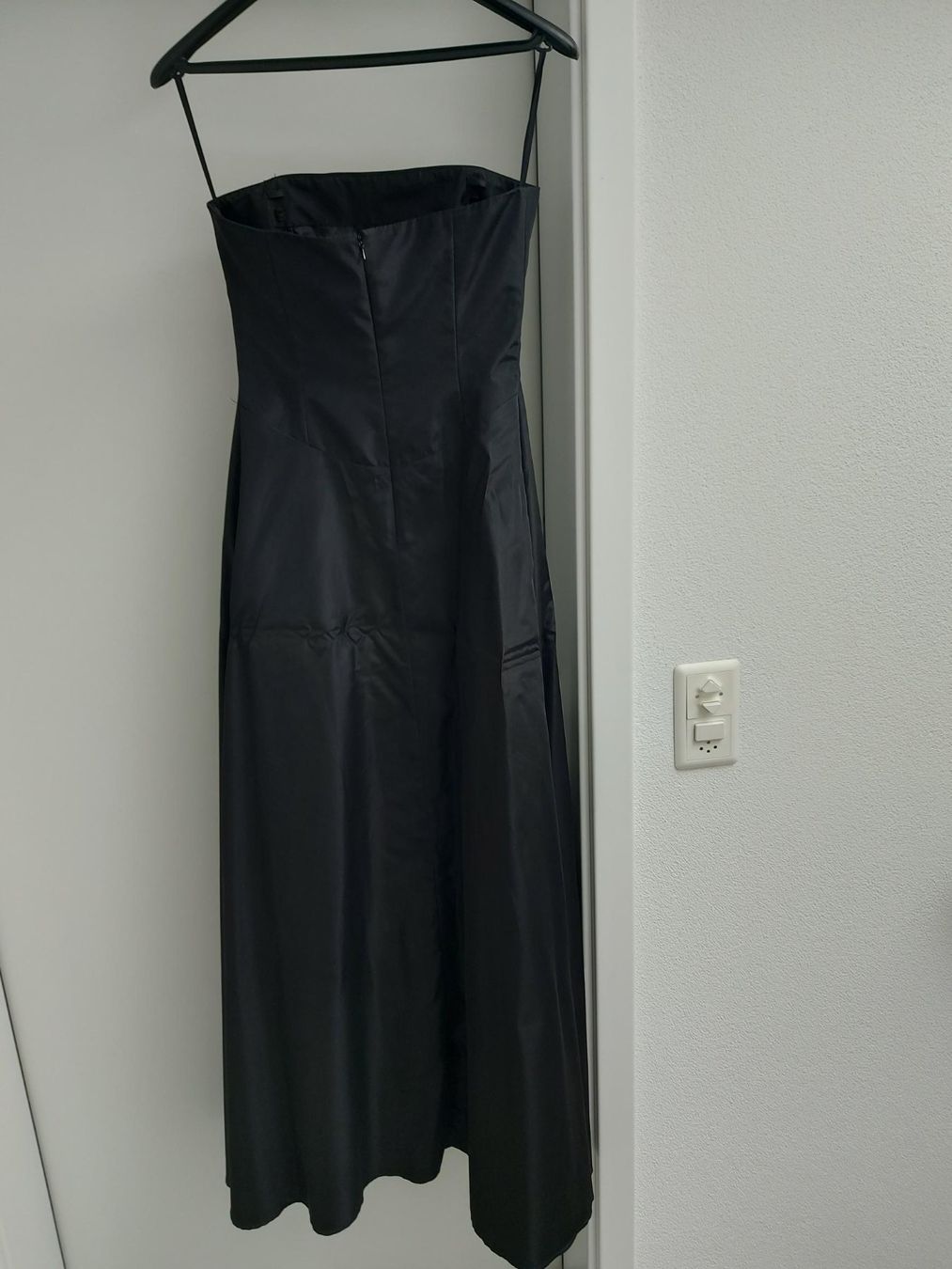 Robes: Festkleid – D'occasion à Rain par Europool 3