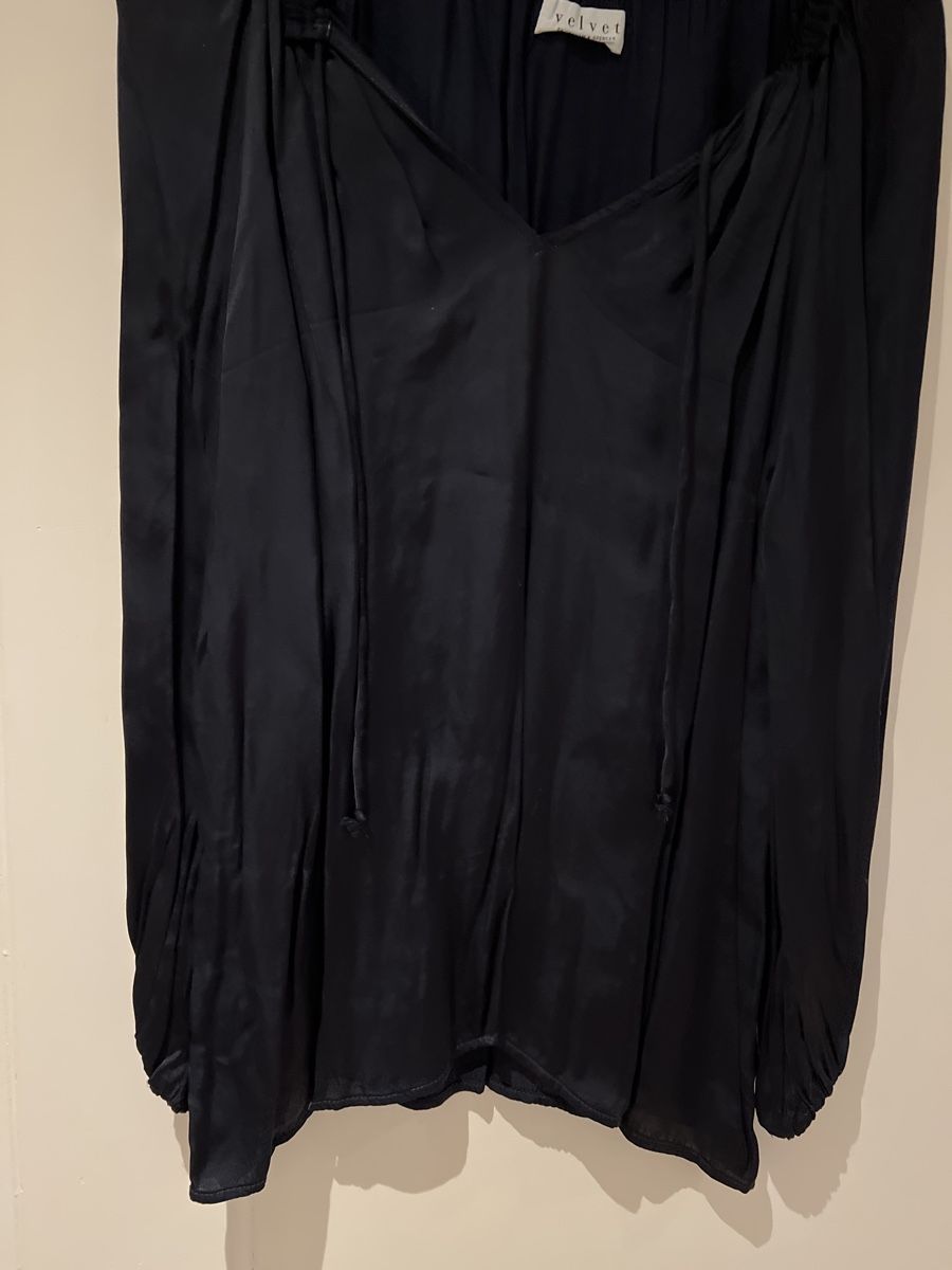 Camicette: Velvet Bluse – Usato da Erlenbach ZH venduto da Karinsylvester 2