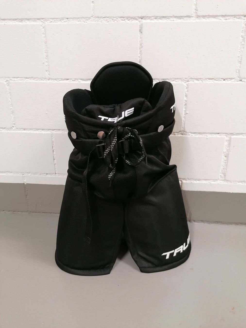 Pantaloni: Hockey Schutzhose TRUE – Nuovo (secondo la descrizione) da Flums venduto da Meysi68