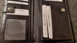 Portemonnaie aus Leder in schwarz