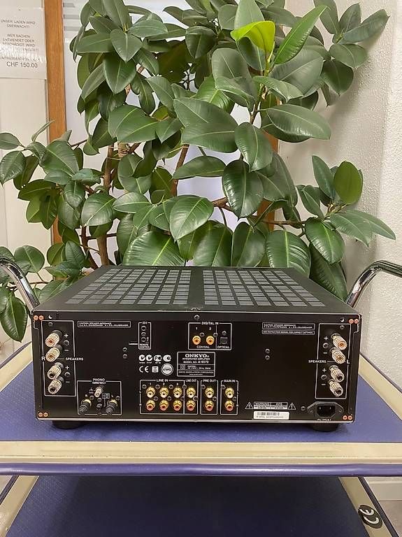 Onkyo Amplificateurs: Hochklassiger Verstärker Onkyo A-9070 – D'occasion à Schaffhausen par Galleria13_Brocki_SH 3