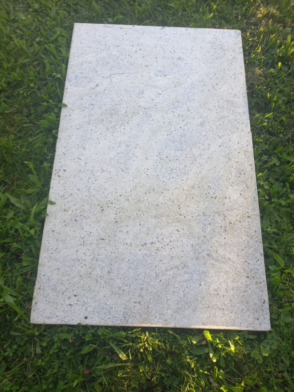 Piatti di portata: Küchenplatten Granit – Usato da Maschwanden venduto da stein856 1