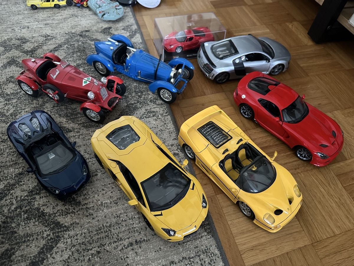 Modellautos: LOT Modellautos ab 1.- – Gebraucht aus Zug von wildcollection