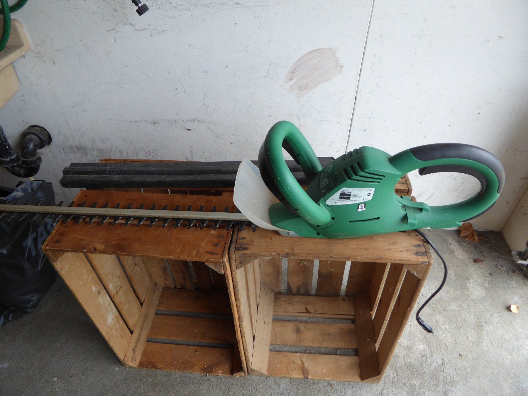 Tous les outils: Elektrische Heckenschere – D'occasion à Romanshorn par beckli20 1