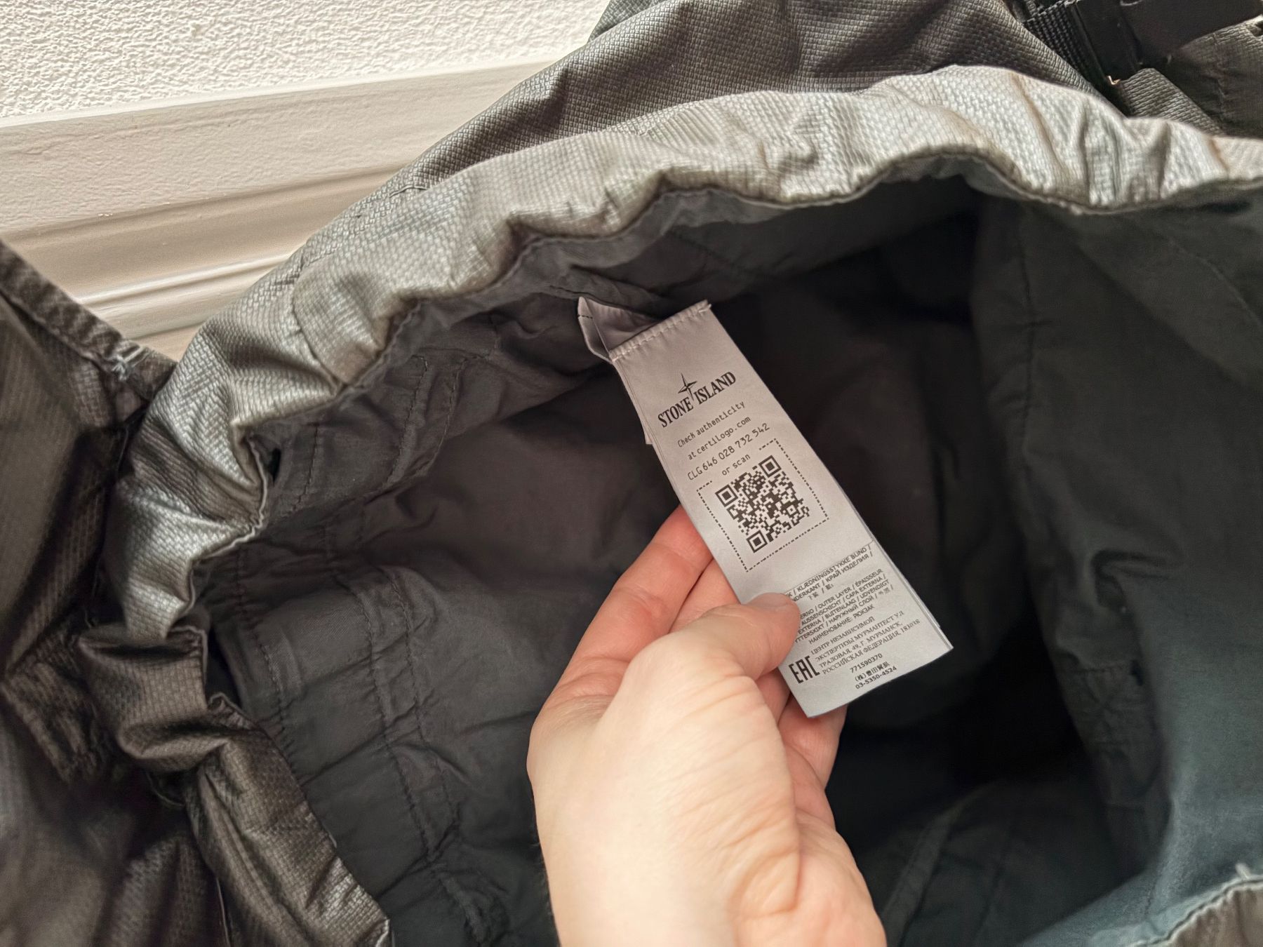 Zaini: Stone Island - Compass-patch drawstring backpack - military – Nuovo (secondo la descrizione) da Bern venduto da ron_l6jq 3