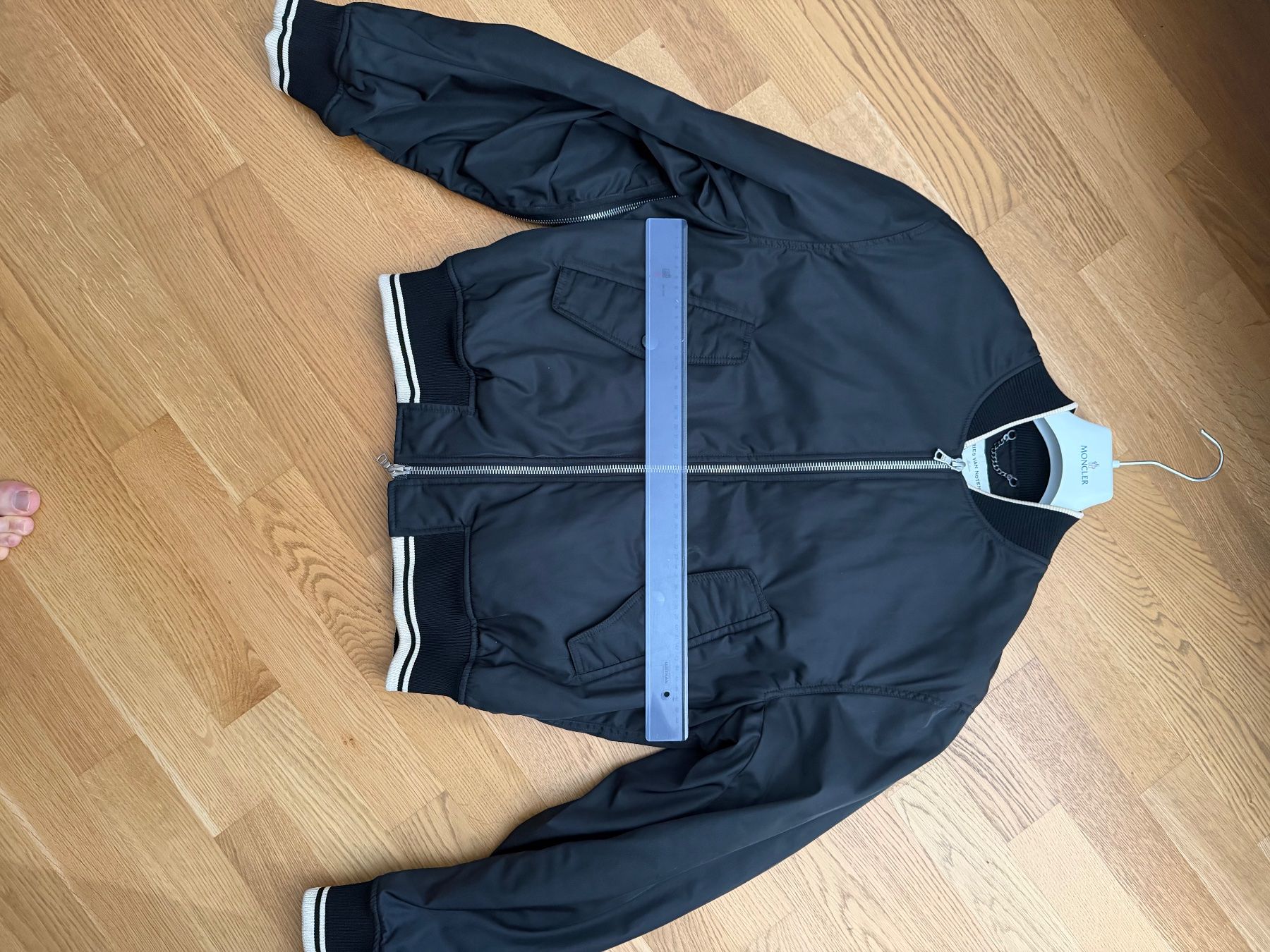 Giacche: Dries Van Noten Backzip Bomberjacke – Nuovo (secondo la descrizione) da Zürich venduto da jonaslw 9
