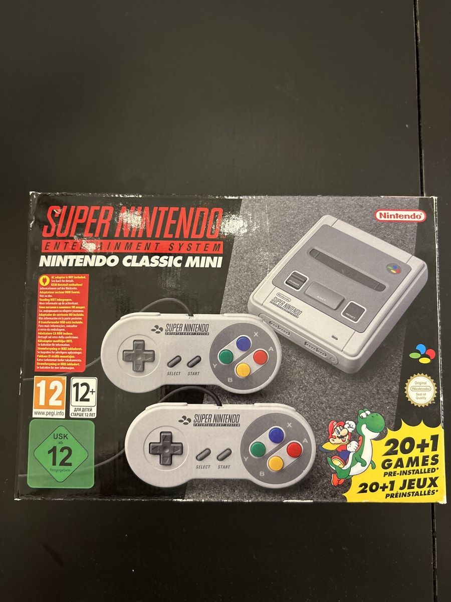 Nintendo Konsolen: SNES Mini - Super Nintendo Classic Mini Konsole – Neu (gemäss Beschreibung) aus Staufen von