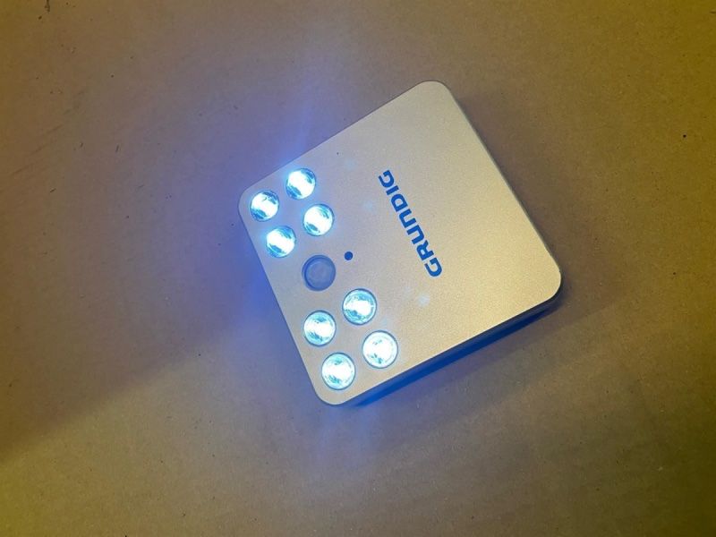 Grundig Lampade: LED-Licht mit Sensor Marke Grundig – Nuovo e nell'imballaggio originale da Necker venduto da liq24 1
