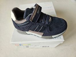 NEU leichte GEOX Respira Kinder Turnschuhe Gr. 26