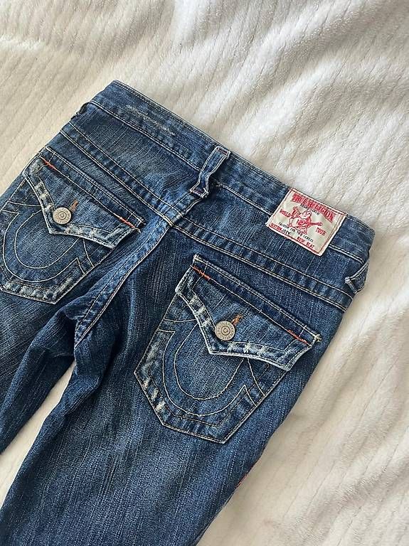 Jeans: True Religion flirt-Jeans Bootcut 26 – Usato da Mönchaltorf venduto da vernise25 1
