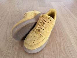 Nike Air Force 1’07 SE Mineral Yellow / Gr. 37.5
