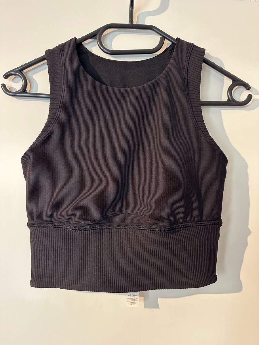 Lululemon Tops: Lululemon Sporttop – Neu (gemäss Beschreibung) aus Sattel von nic_6hgr