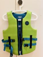 Life jacket 