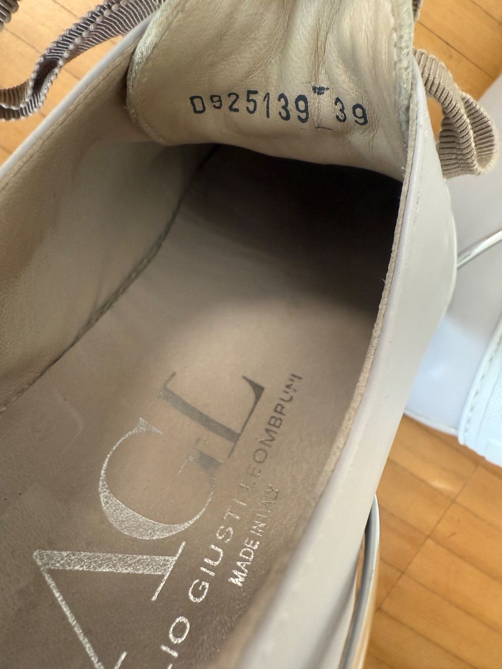 AGL Scarpe da donna: AGL Damenschuhe Gr. 39 – Nuovo (secondo la descrizione) da Frauenfeld venduto da LIL_NA 9