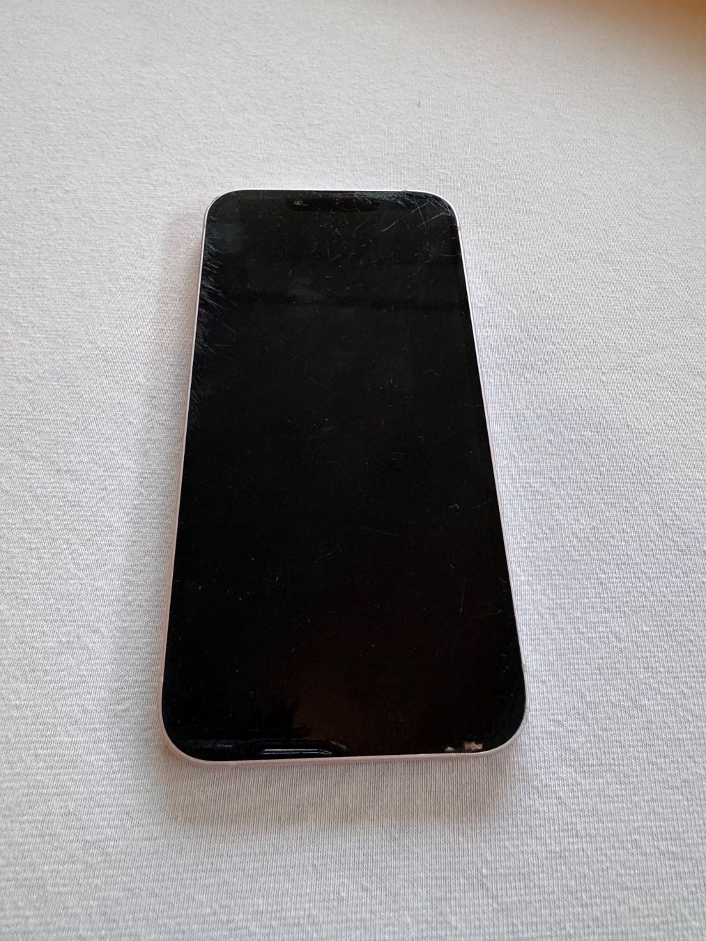 Apple Portables: Iphone 13 (128GB) – D'occasion à Küttigen par luc_g8lf 1