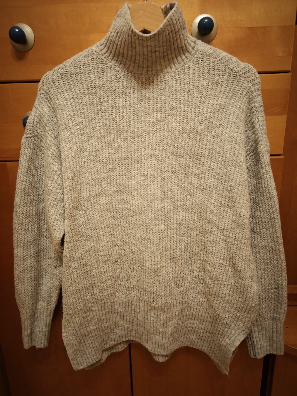 H&M Maglioni & Felpe: H&M Rollkragenpullover hellgrau Gr. XS-S – Usato da Adliswil venduto da coconut1289 2