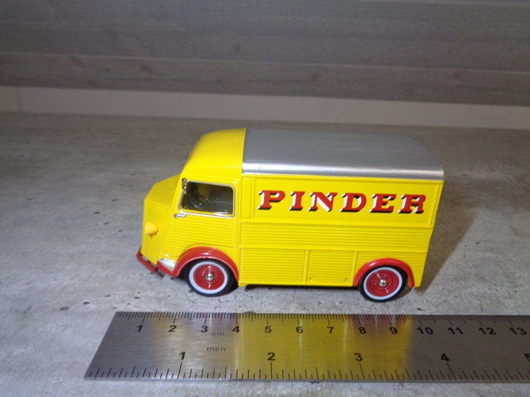 Citroën Modellini d'auto: Altaya 1:43 Cirque Pinder Citroën Type H – Nuovo (secondo la descrizione) da Reconvilier venduto da rallycar 2