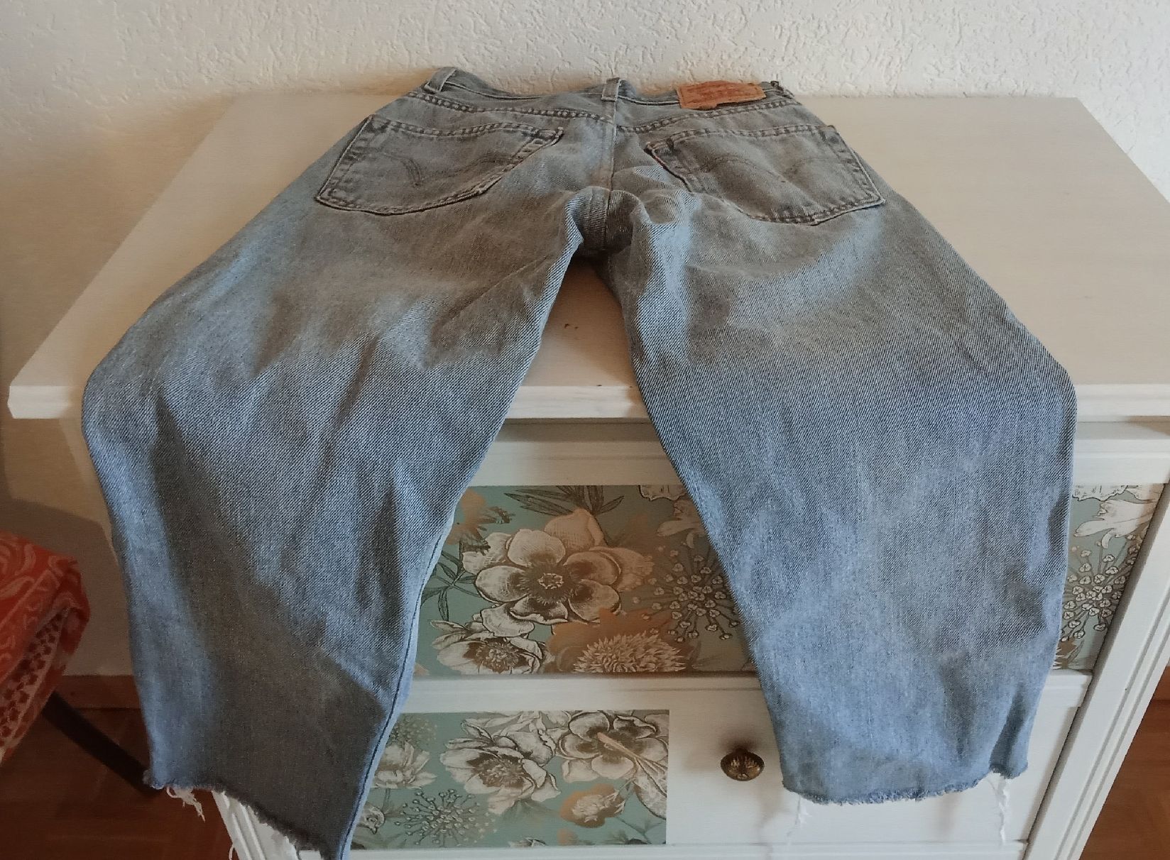 Jeans: Jeans amples, bleus - Super pour l'été! – Usato da Boulens venduto da m17_7jc7 2