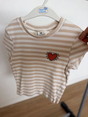T-shirt court H&M taille 134