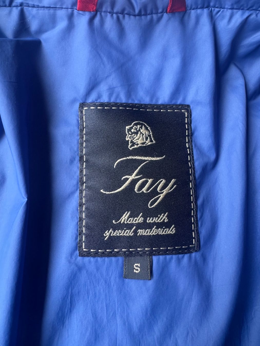 Fay Jacken: Fay Daunenjacke Grösse S – Neu (gemäss Beschreibung) aus Aarau von Anini 1
