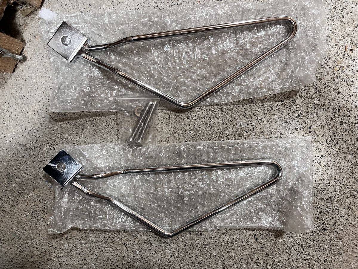 Topcase: Chrome motorcycle supports - saddlebags – Neu (gemäss Beschreibung) aus Umiken von rus_6r29