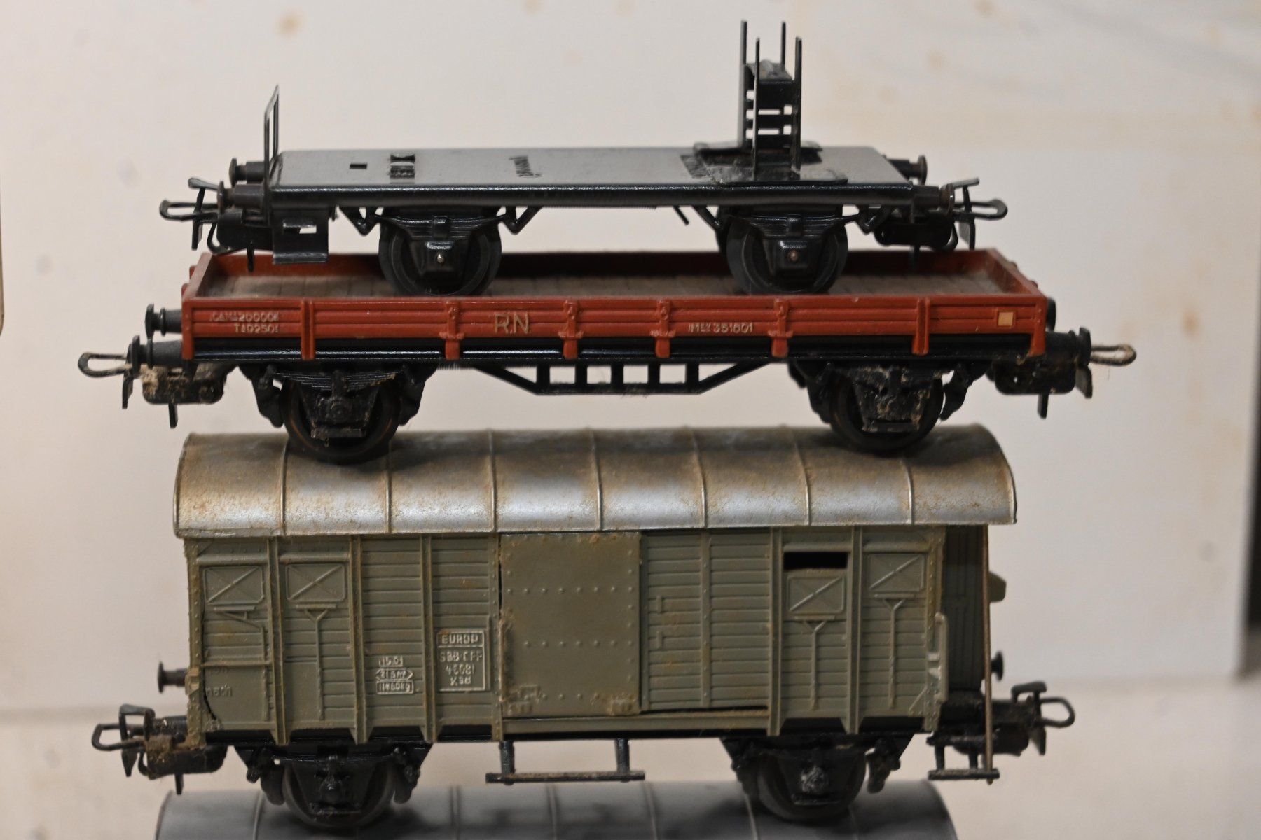 Märklin Modelleisenbahnen: Märklin Güterwagen mit OVP , 4 Stück – Gebraucht aus Laupen ZH von Zmoewe 5
