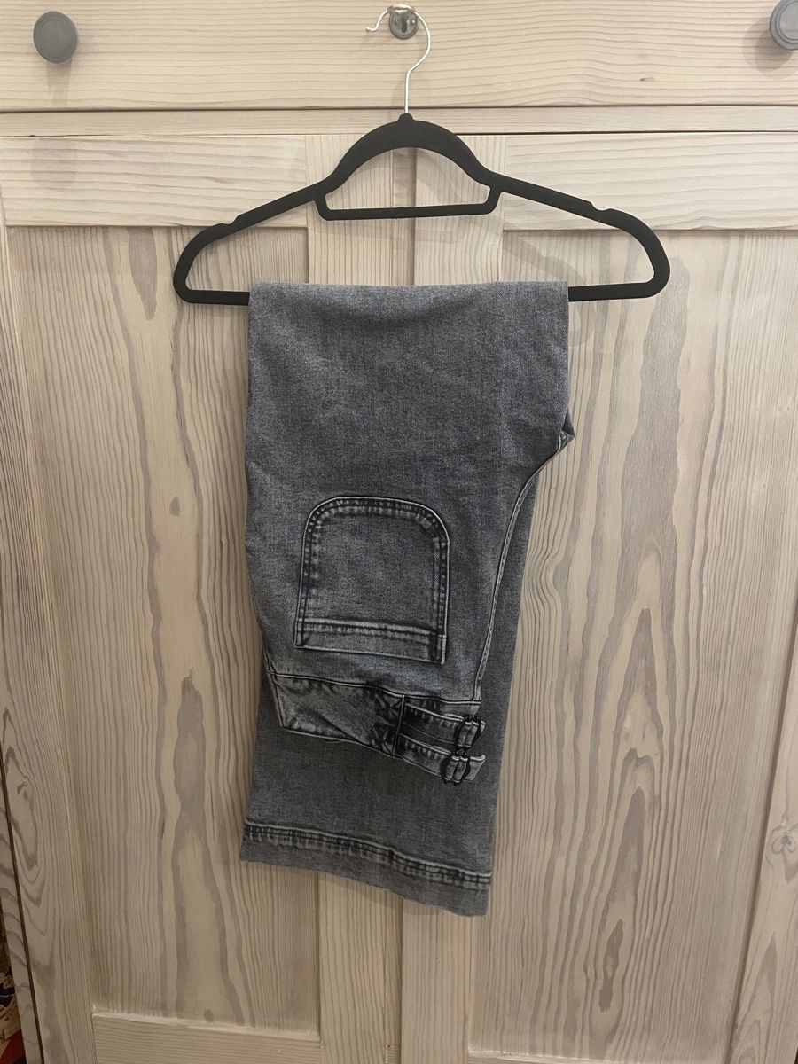 Jeans: Neu weite, gerade geschnittene Jeans hellgrau, wrap – Nuovo (secondo la descrizione) da Basel venduto da non_vn79 1