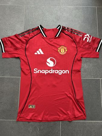 Manchester United Trikot 25/26 