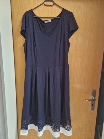 Festliches Kleid, Dunkelblau, Grösse 48, Anna Field