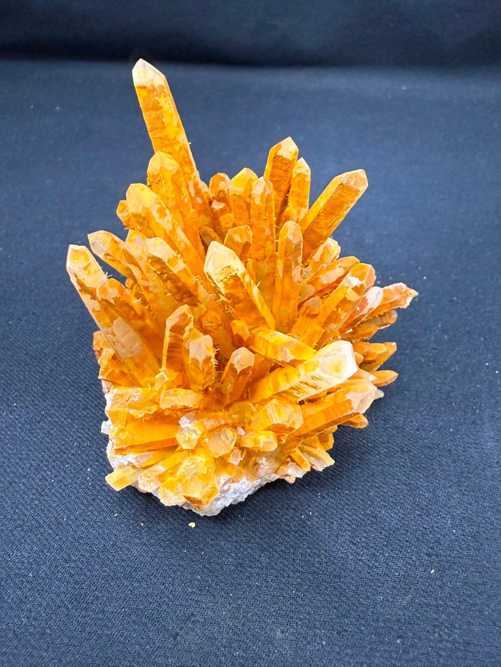 Minéraux & Lithothérapie: Quarz mit Limmonit Überzug – D'occasion à Schinznach Bad par Demerald 7
