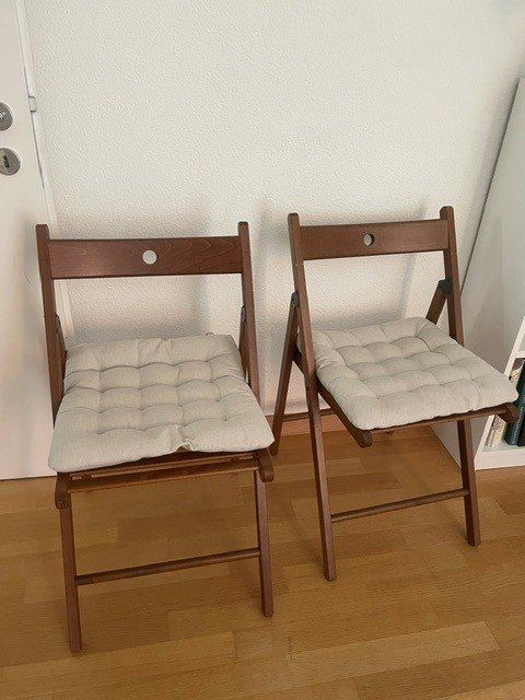 Ikea Sedie: 2 Klappstühle inklusive Sitzkissen – Usato da Baden venduto da Gaivlis