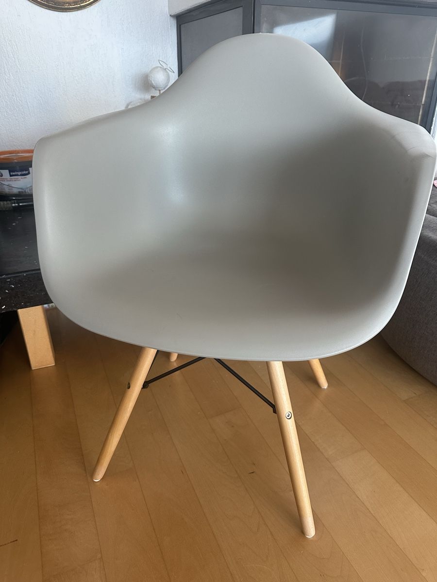 Sedie: Vitra Replika – Usato da Geroldswil venduto da Snowdrop0