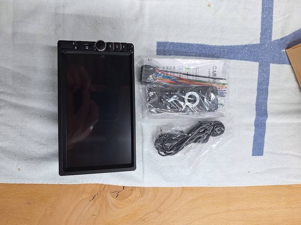 Radios: Autoradio – Gebraucht aus Gampelen von skullclamp 2