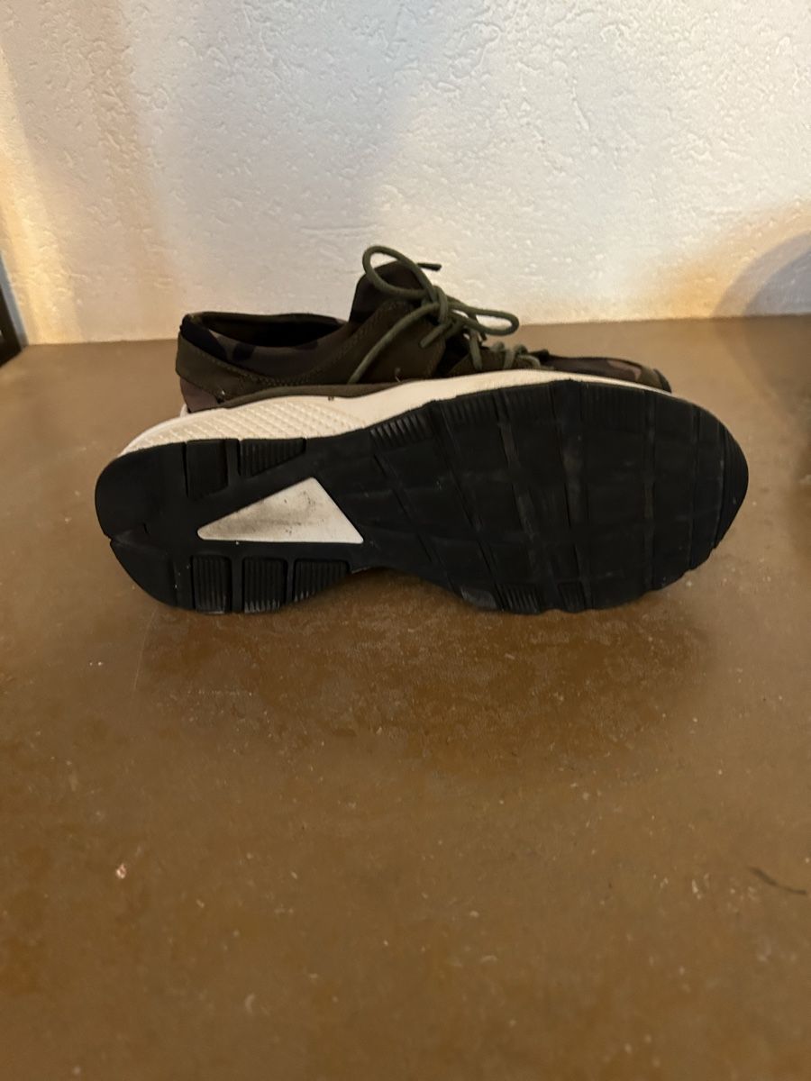 Scarpe da donna: Baskets dame camouflage – Usato da Montsevelier venduto da Batson 2