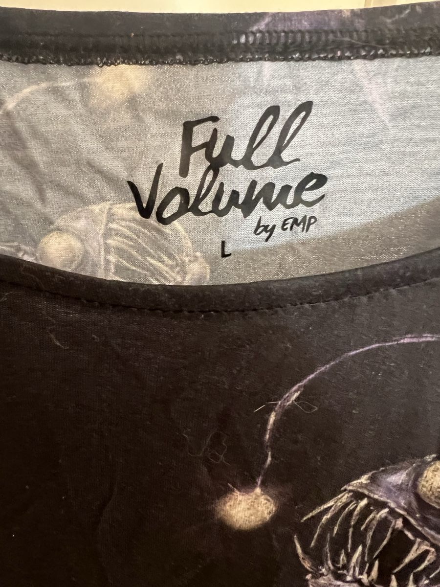 T-shirt: Full Volume Shirt – Usato da Rieden AG venduto da Cinna. 2