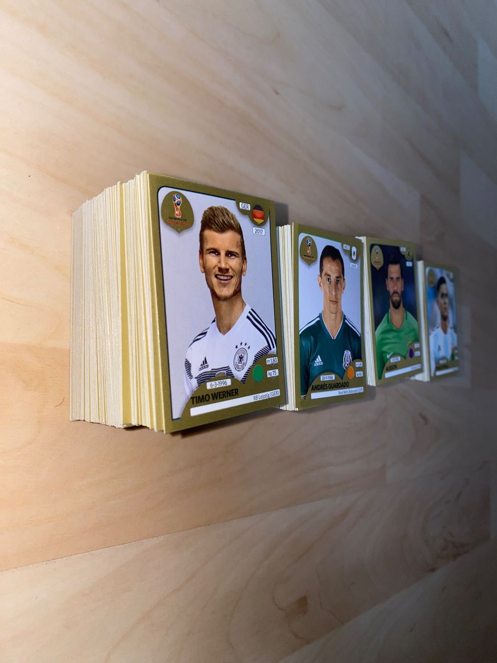 Panini Carte collezionabili: panini 700-800 Sticker WM 2018 Gold Edition – Usato da Unterlunkhofen venduto da PaniNicola 1