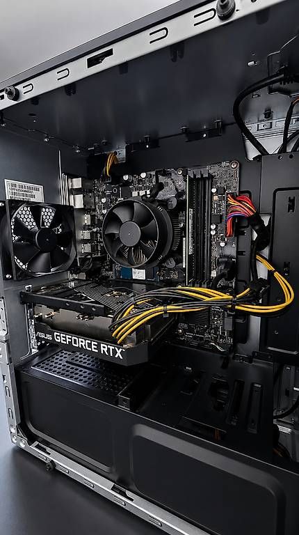 Asus PCs: Setup Gaming complet ASUS ROG – D'occasion à Conthey par mar_9rt8 1