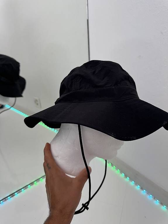 Hüte, Mützen & Caps: trendy hat – Gebraucht aus Zürich von reg91 1