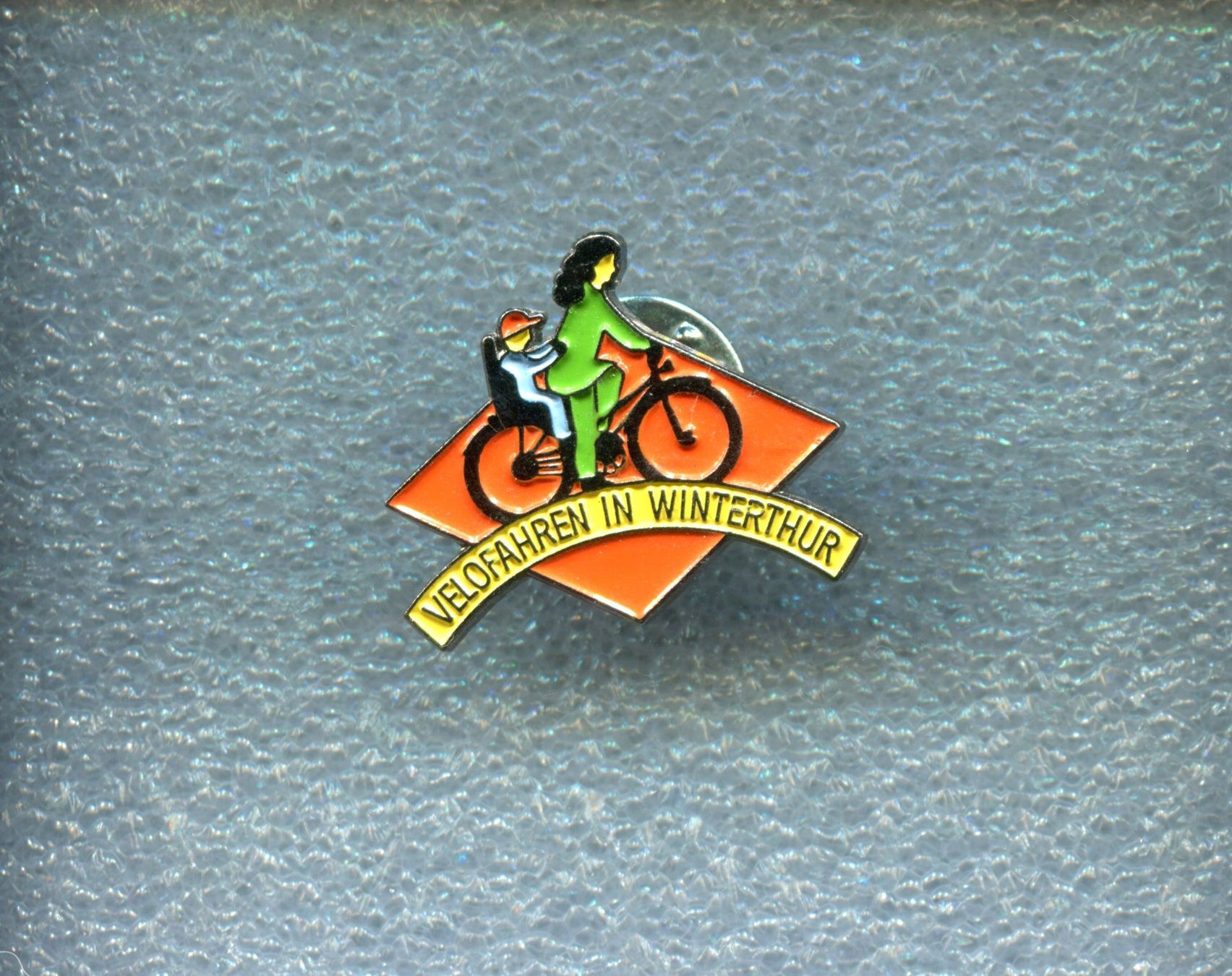 Placchette & Badge: VELOFAHREN IN WINTERTHUR – Usato da Winterthur venduto da Sammleroase