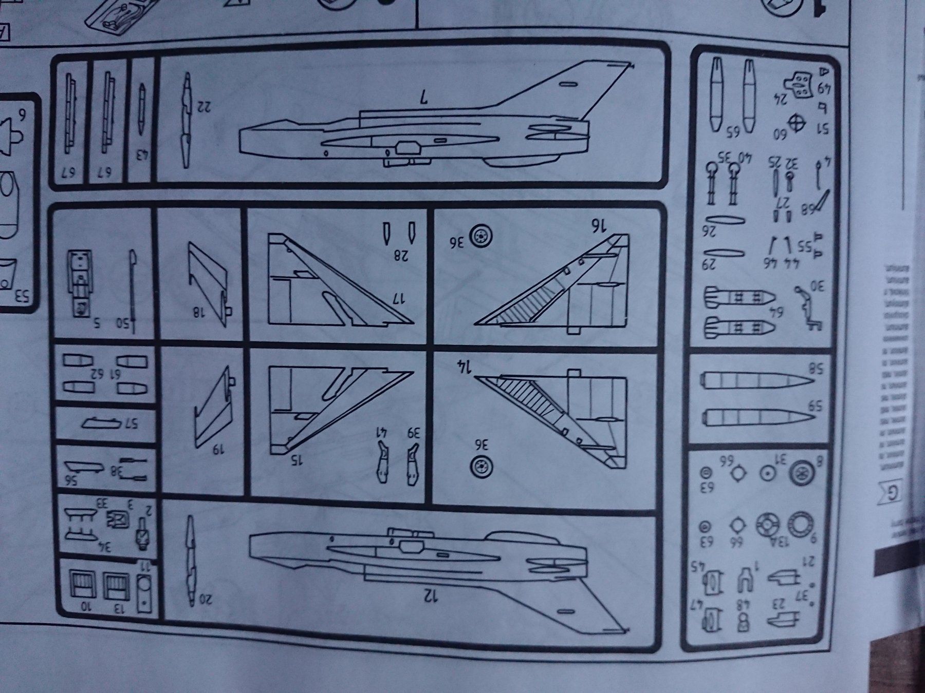 Revell Kit di modellismo & Modellini statici: Revell Mig-21F-13 Fishbed C   1:72 – Nuovo (secondo la descrizione) da Farvagny-le-Grand venduto da LaCaverne 4