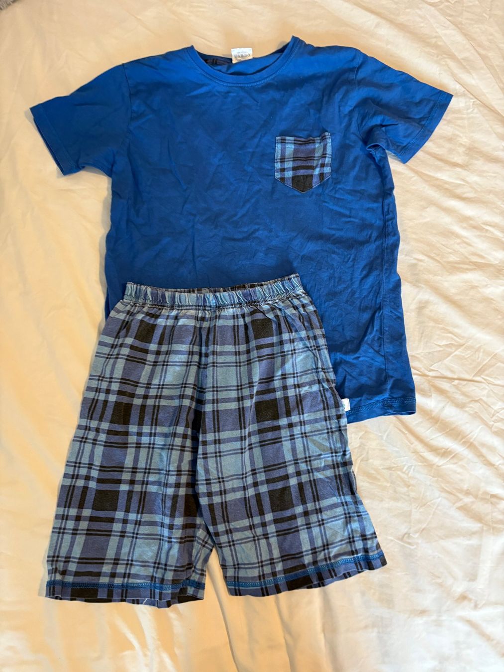 Pigiama & Simili: Pyjamas 140 cm (11 ans) – Usato da Satigny venduto da Suisse_gigi 1