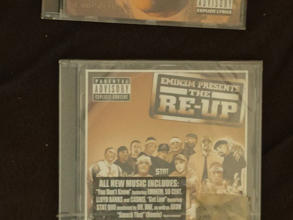 Eminem present the RE-UP 1