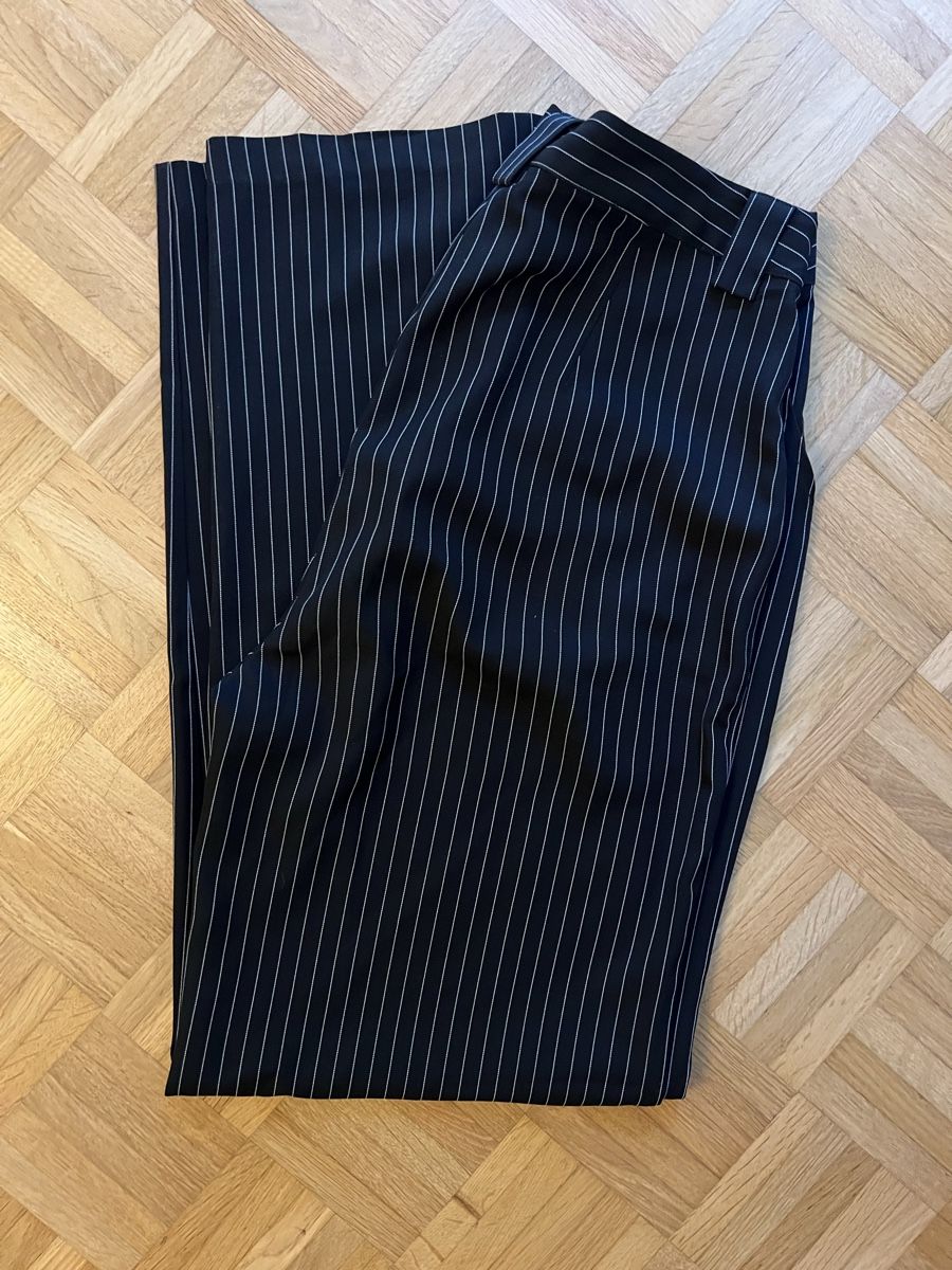 Na-kd Pantalons: NA-KD Hose gestreift Grösse 40 – D'occasion à Zürich par sop_xbd7 3