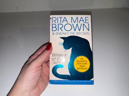 NOVEL: Rita Mae Brown, Whisker of evil