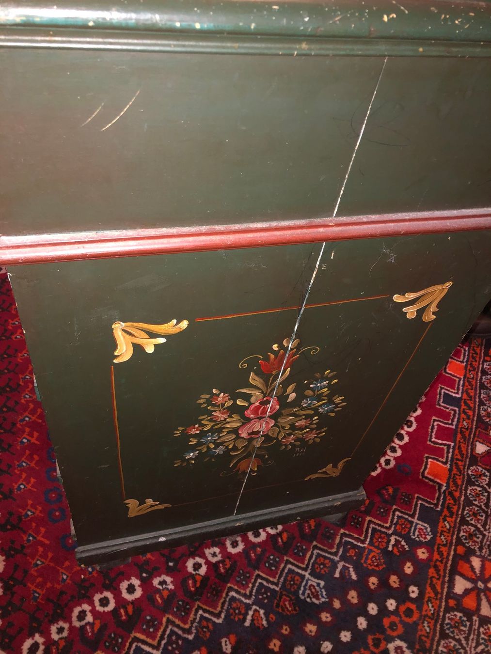 Tables à langer & accessoires: Alte Wickelkommode mit Bauernmalerei – D'occasion à Henggart par Griffin1643 2
