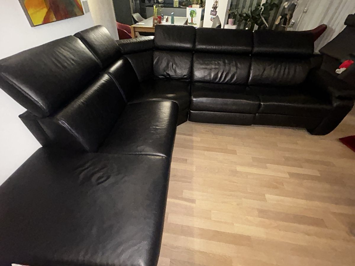 Himolla Divani: Schwarzes Leder Sofa – Usato da Brugg AG venduto da Kavides 4