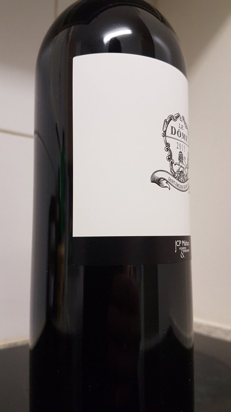 Wein: Le Dome 2015   Saint - Emilion Grand Cru – Neu (gemäss Beschreibung) aus Grenchen von poggione 2