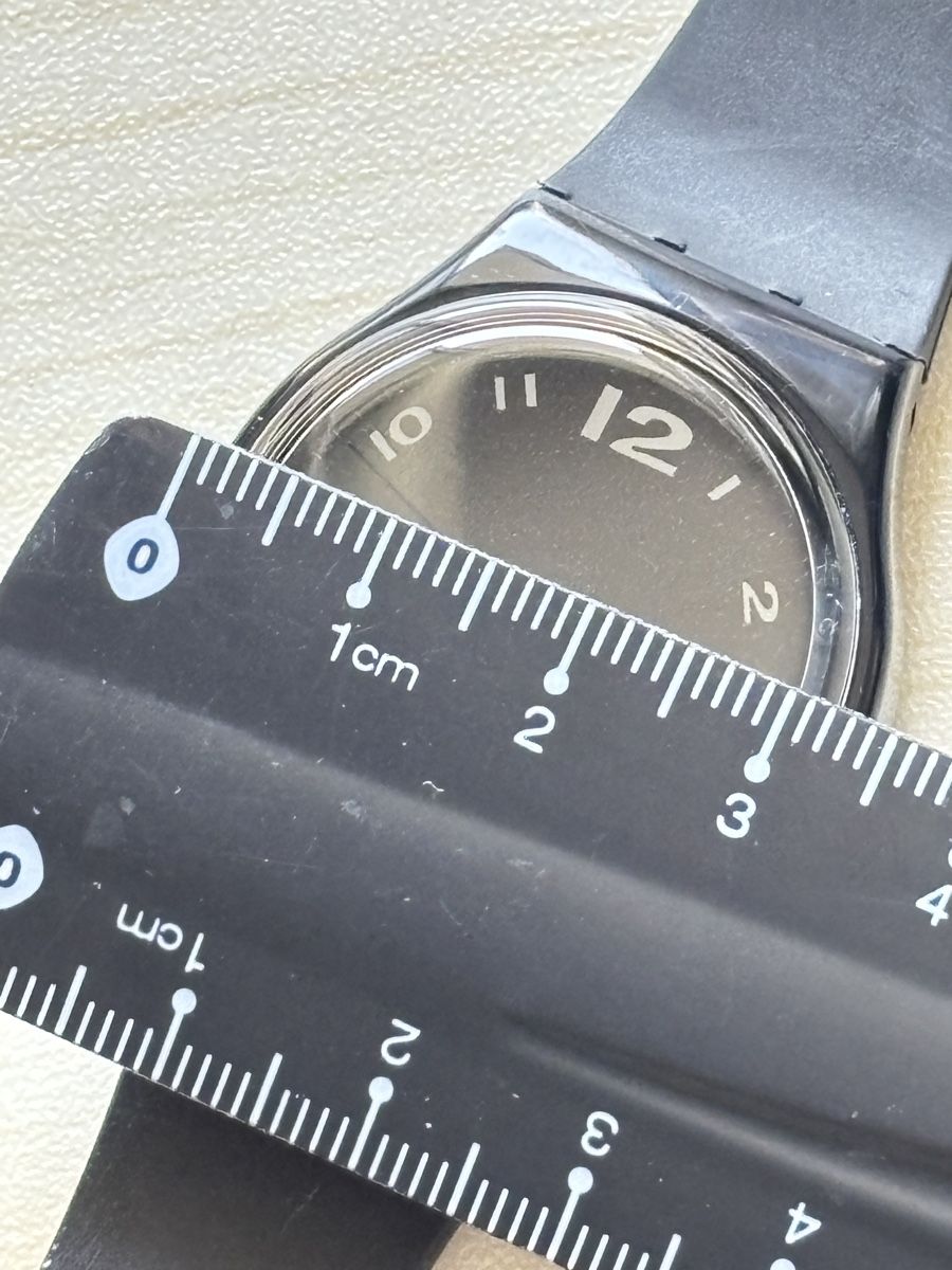 Swatch Orologi: Swatch Uhr schwarz mit Zifferblatt  – Usato da Grenchen venduto da chththl 2