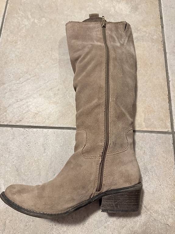 Damenschuhe: Damenstiefel Gr. 39 – Gebraucht aus Laax GR von sue987 1